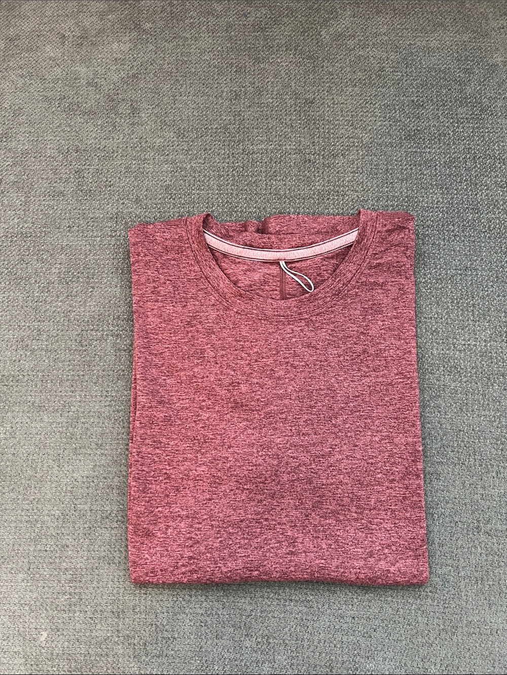 lululemon athletica Men's Heather Maroon Crew Tee - Picture 5 of 5